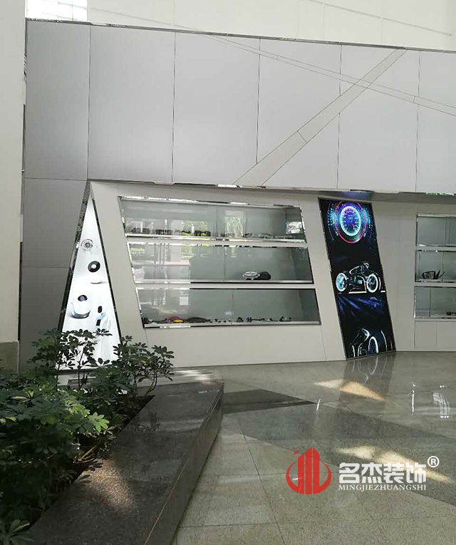 展廳5G天天看5G天天爽設計完工照.jpg