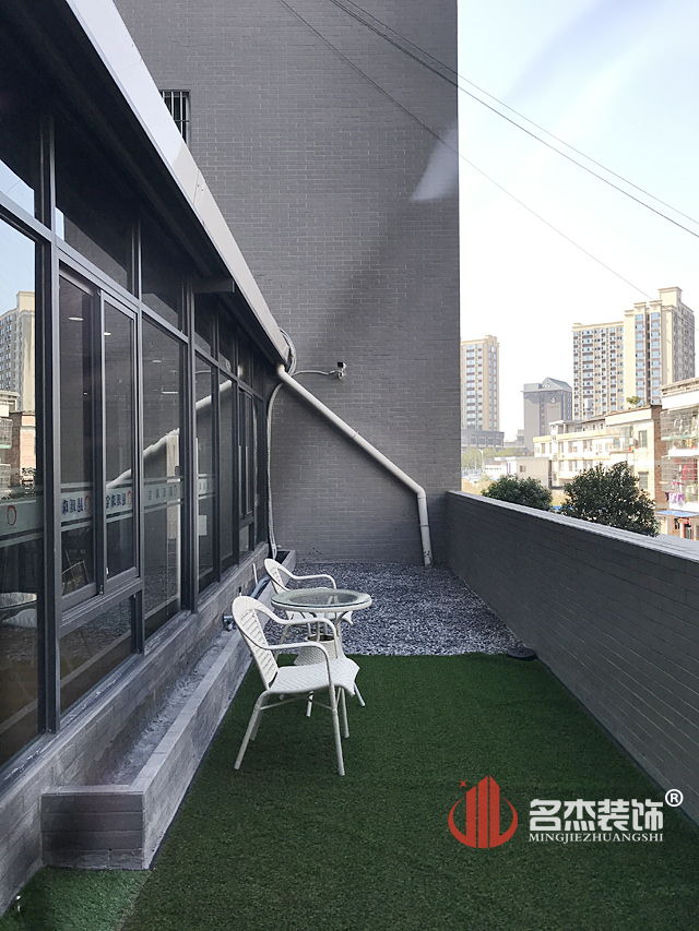 辦公室5G天天看5G天天爽設計完工照.jpg