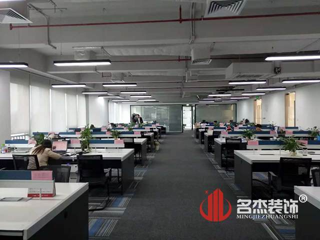 辦公區5G天天看5G天天爽完工照.jpg