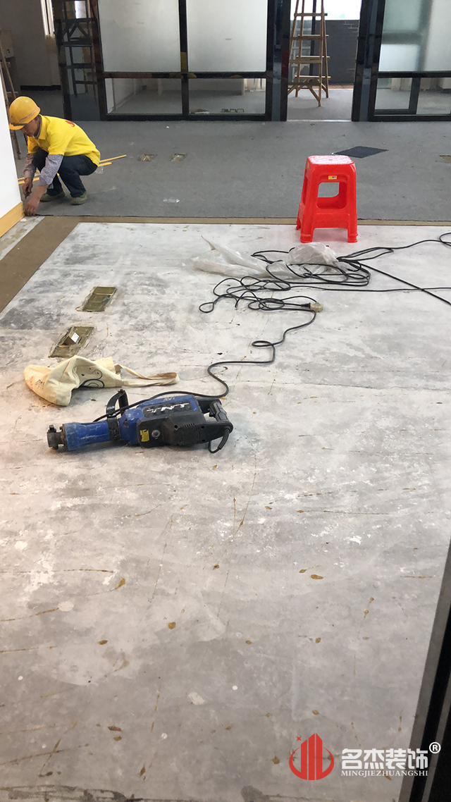 辦公室5G天天看5G天天爽開工照.jpg