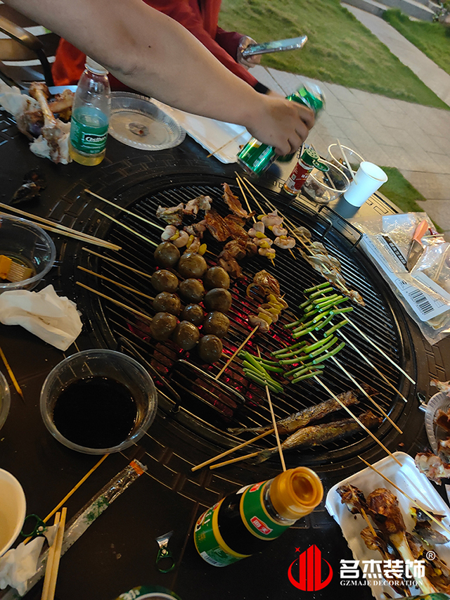 5G影院5G天天爽裝飾遊記